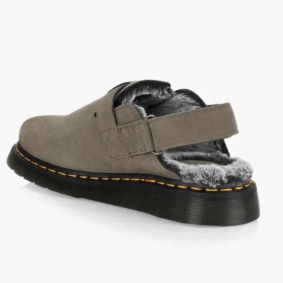 ✨Sold✨Dr. Martens Jorge ll Fur Line Khaki Mule Clog Tumbled Leather Mens Size 10 - Picture 2 of 11
